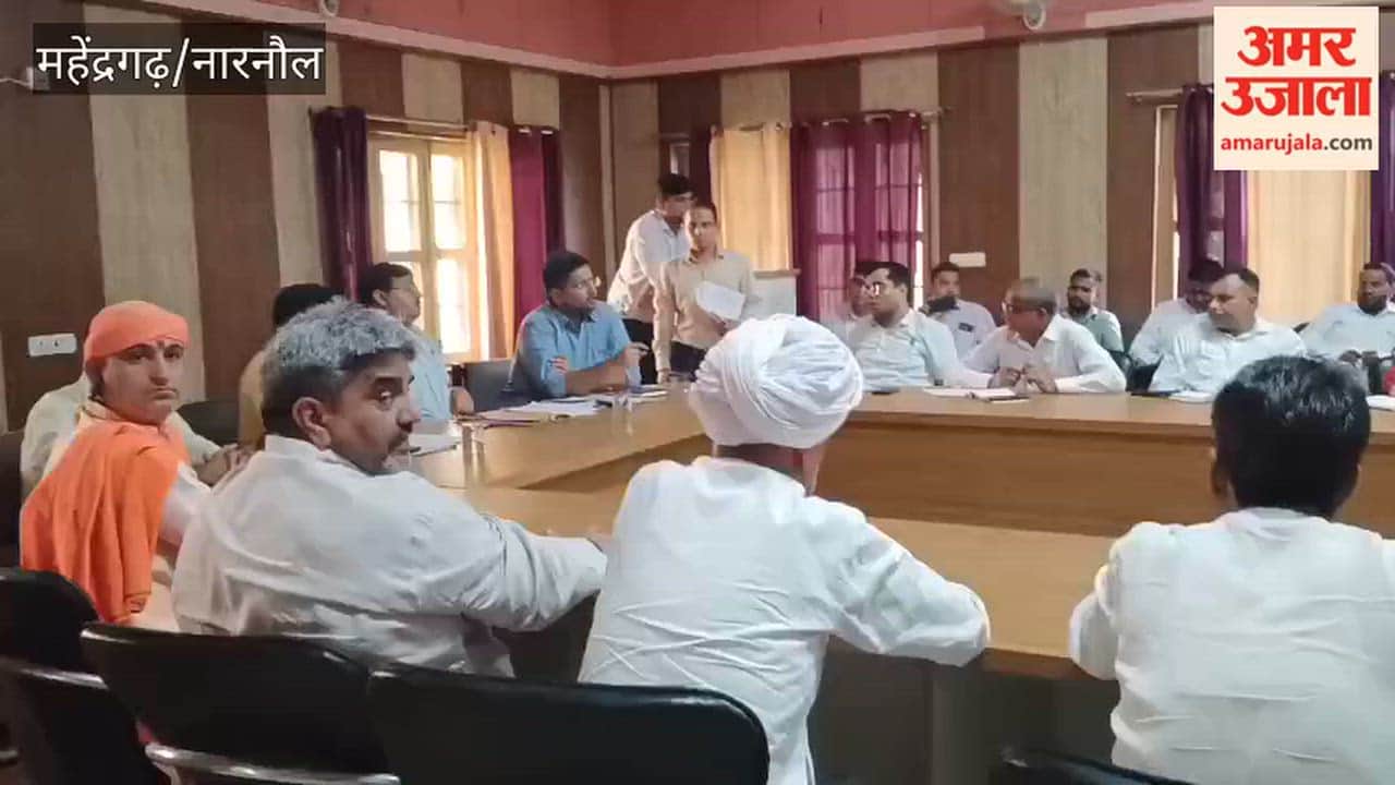 Narnaul: CEO reprimands officials over delay in development works.