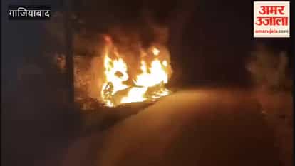 Car overturns after collision with a dumper and is completely gutted by fire in Ghaziaba