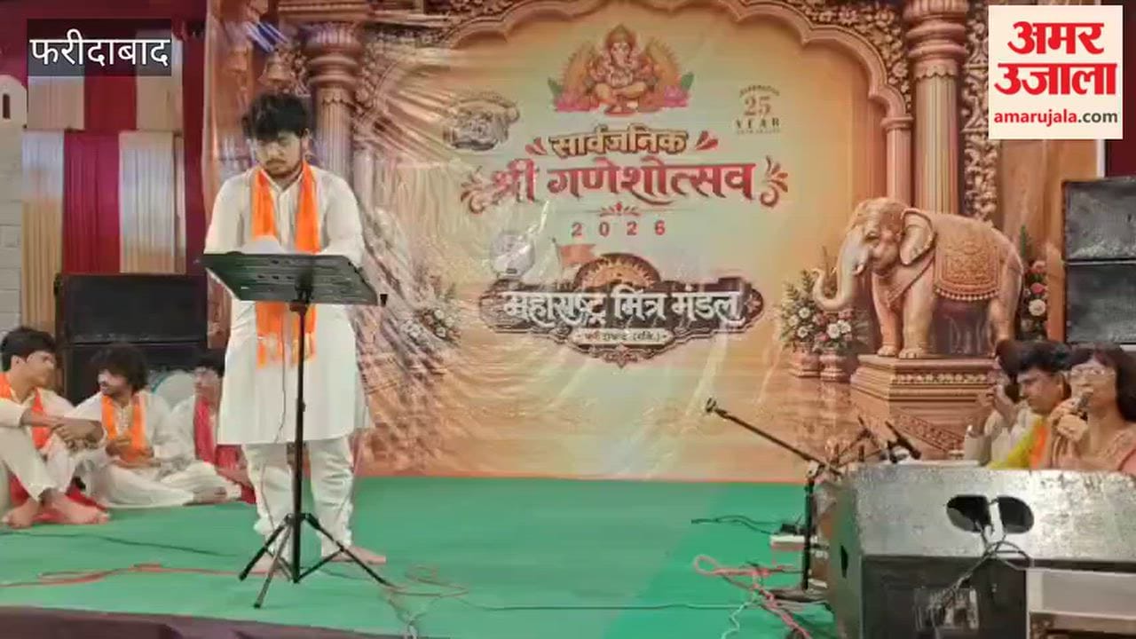 Bhajans resonate in Gandhi Colony