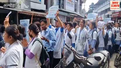 Nursing students take to the streets demanding a stipend.
