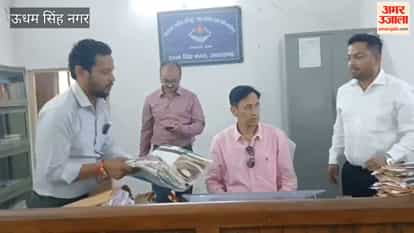 Kumaon Commissioner Deepak Rawat conducted a surprise inspection of Kashipur Tehsil on Monday.