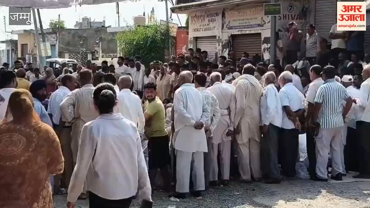 Following the mysterious death of a woman on Sunday evening in Sai Sardari village (Sai town), her maternal family and local villagers staged a sit-in protest at the town square.