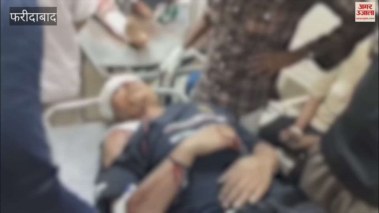 Road accident in Faridabad: 3 youths on a bike injured