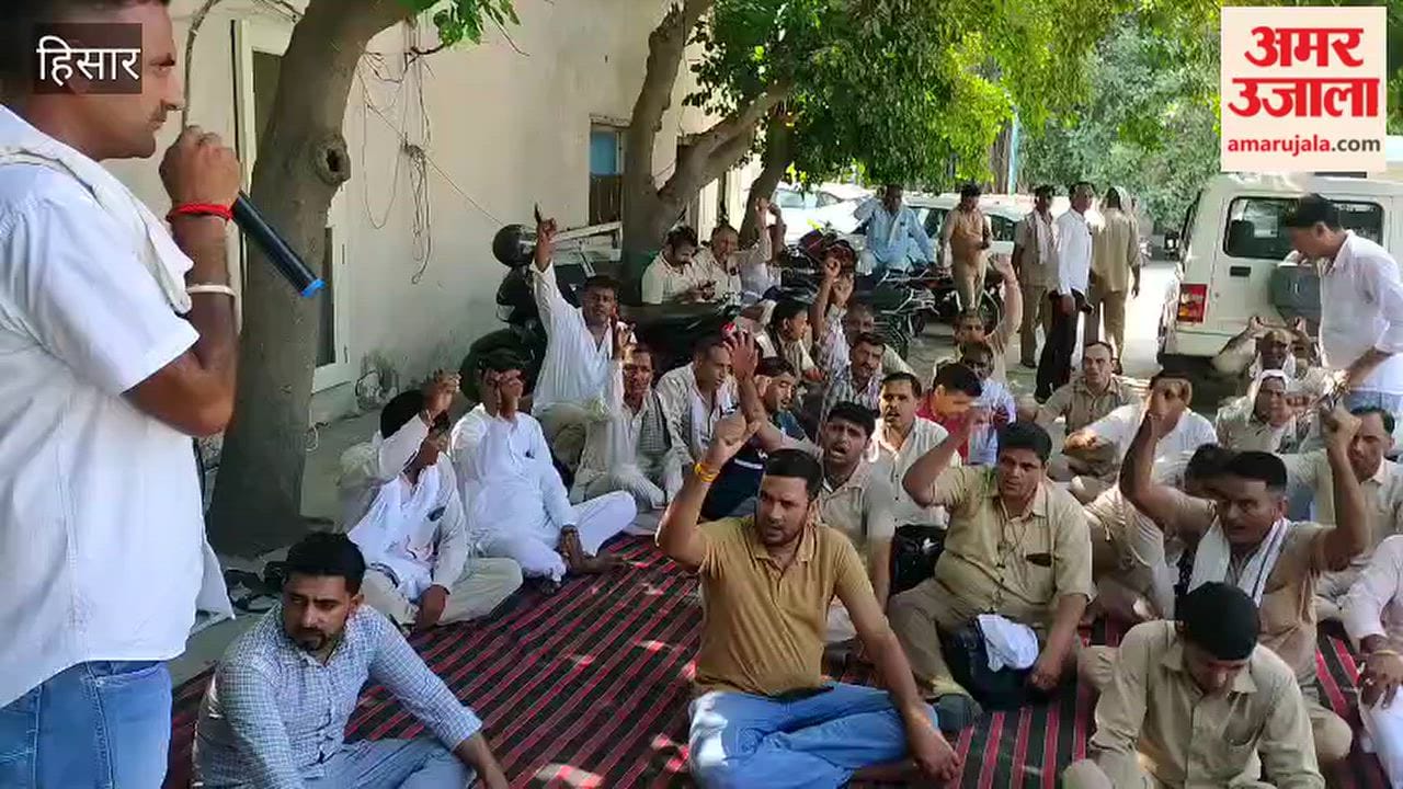 Roadways employees stage indefinite sit-in protest in Hisar over demands including TA/DA.