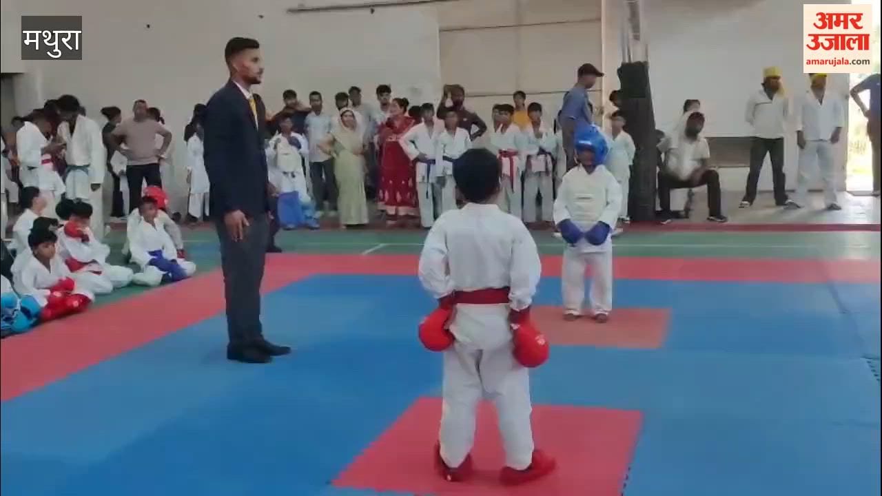 Mathura players won 14 medals at the Elite Karate Championship.