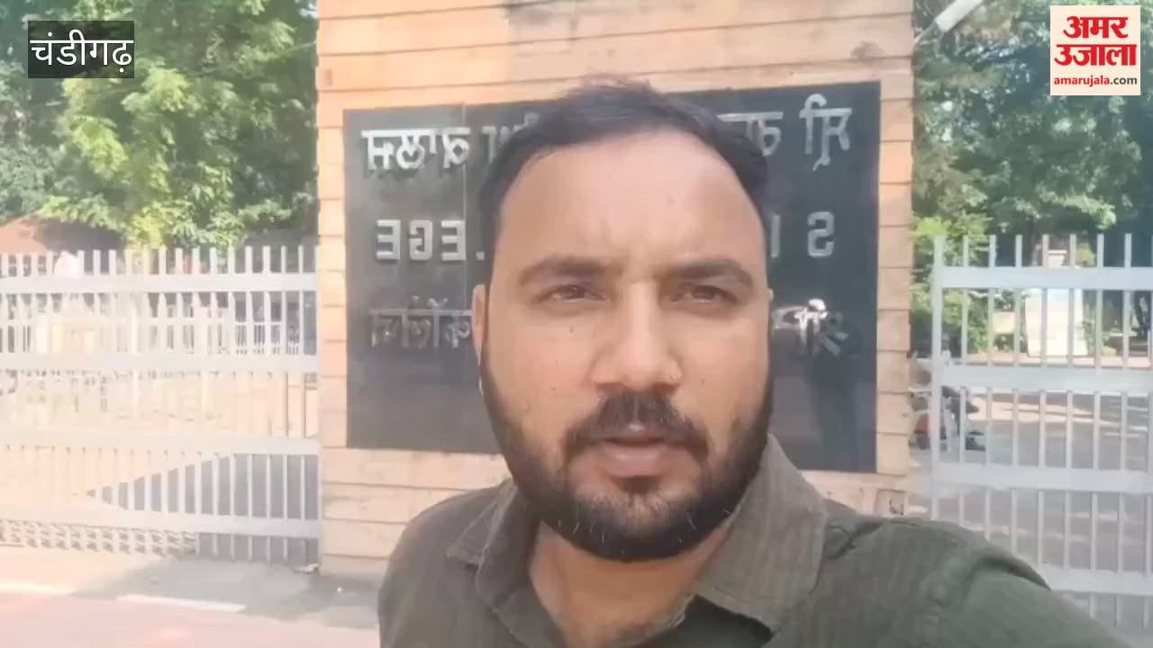 Voting for the Senate elections has begun at Sri Guru Gobind Singh College, Sector 26.