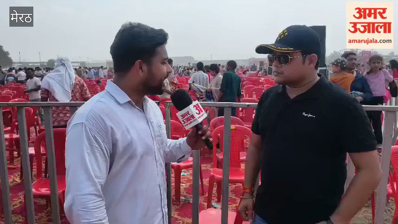 Meerut: Suryakiran Aerobatic Team performs thrilling stunts; saluting the courage and valour of the pilots.