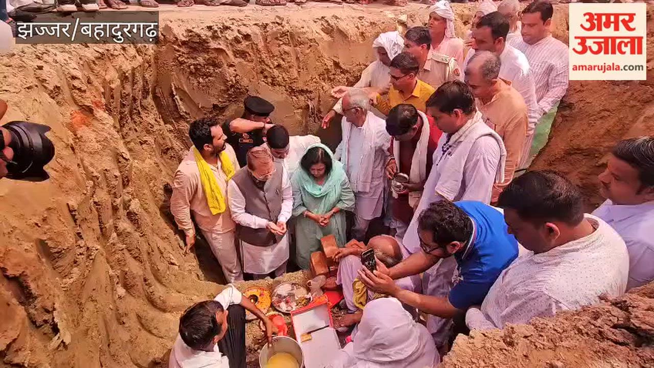 Foundation stone laid for the reconstruction of the Dada Sarang Dev Temple in Badli; Dr. Arvind Sharma contributes ₹51 lakh.