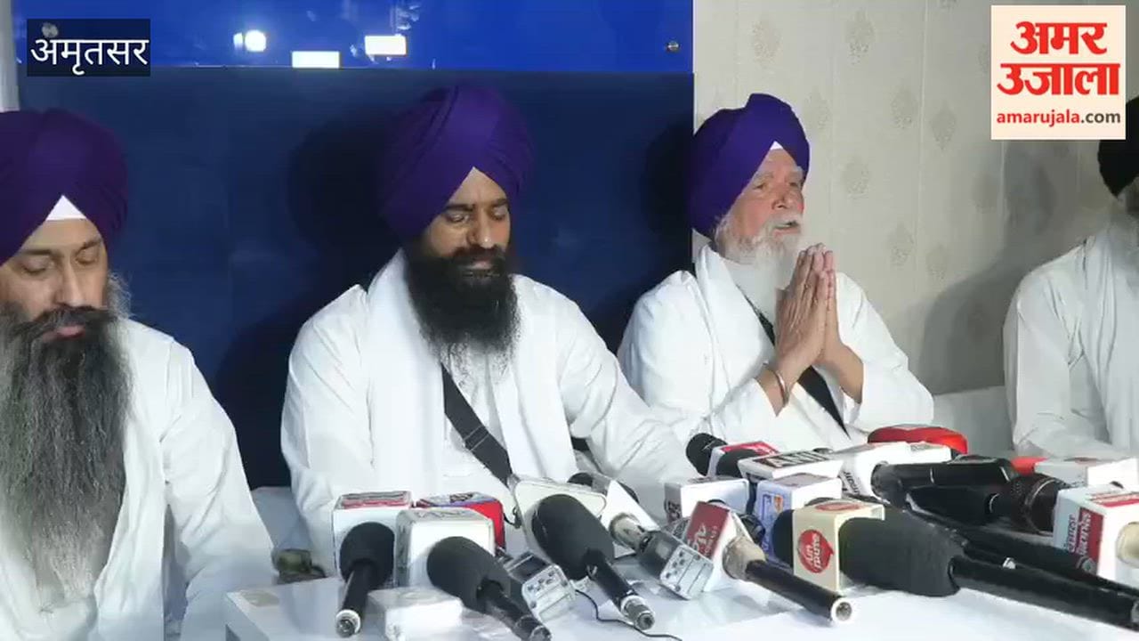 Amarjit Singh Chawla and Malkit Singh expelled from the Panth.