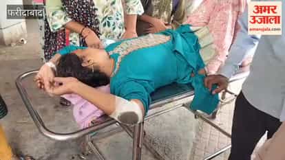 woman was hit by a motorcyclist in Faridabad Sector 16
