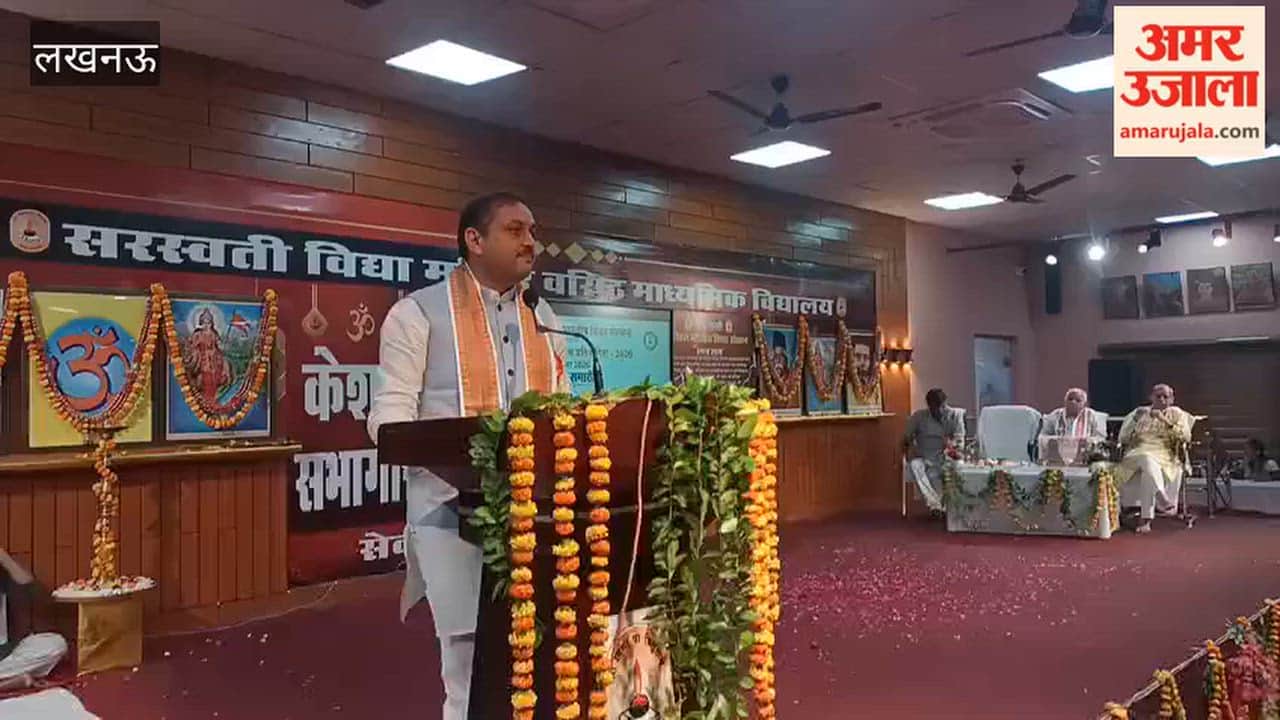 लखनऊ में आयोजित टेनिस प्रतियोगिता के मैच से पहले एमएलसी अवनीश कुमार सिंह ने किया संबोधित