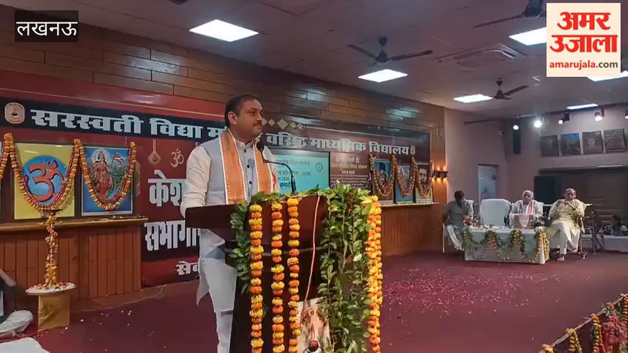 लखनऊ में आयोजित टेनिस प्रतियोगिता के मैच से पहले एमएलसी अवनीश कुमार सिंह ने किया संबोधित