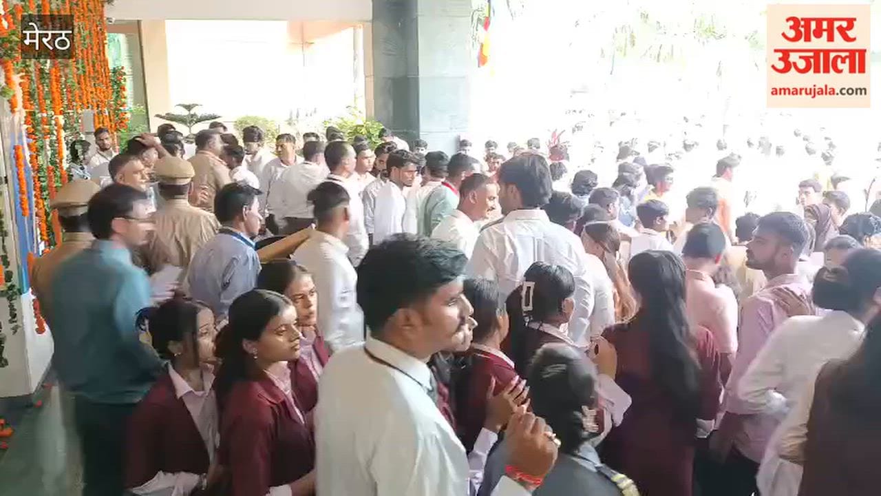 Students Asked to Leave Subharti University Event Venue After It Filled Up