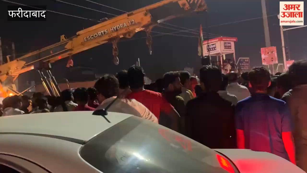 Lawyer creates high voltage drama on road