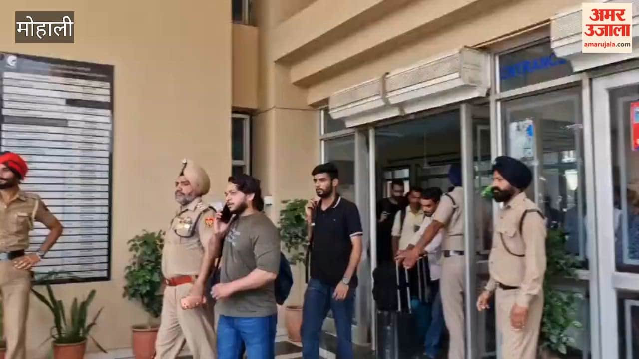 ED team leaves Mohali's GMADA office.