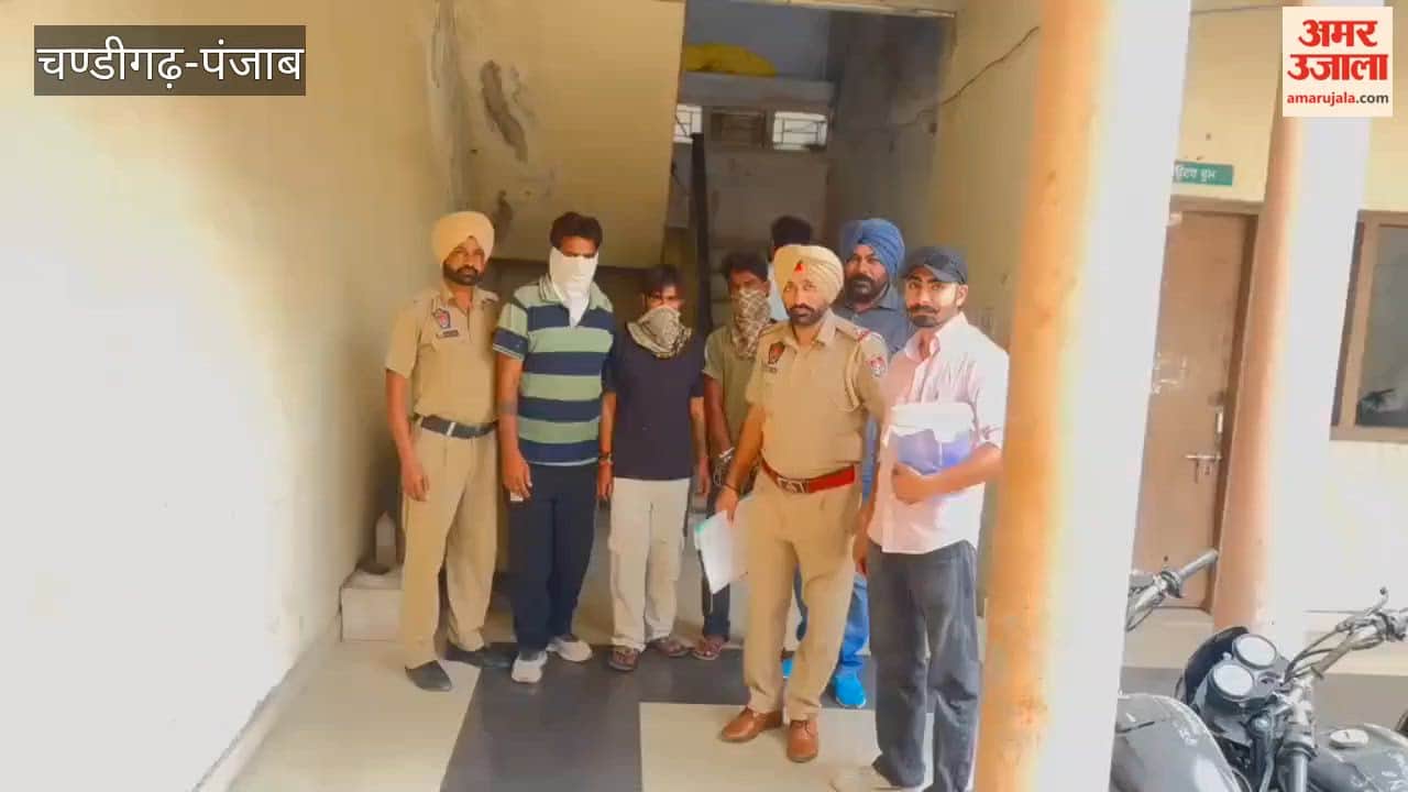 Three accused arrested for mobile phone and bike theft in Ferozepur.