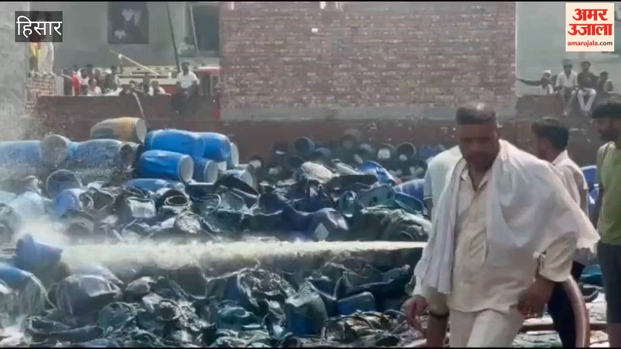 Massive fire at a plastic drum warehouse in Hansi; losses worth lakhs.
