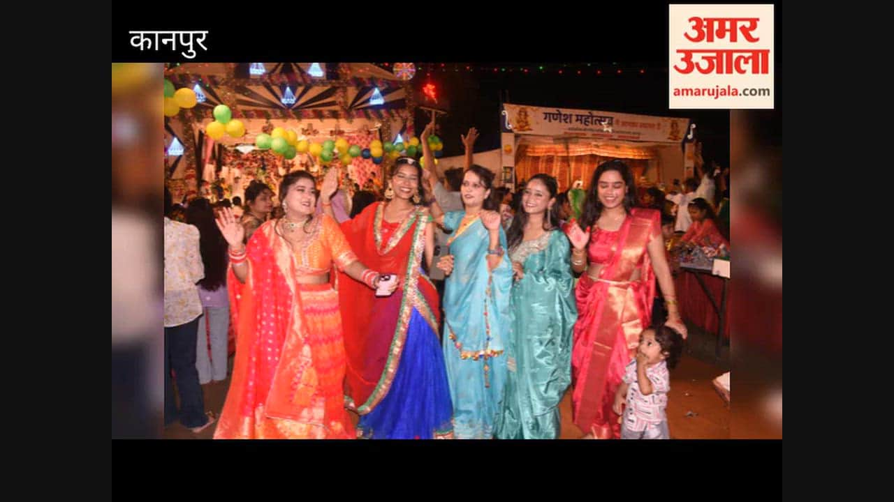 Kanpur: Flower and Lathmar Holi celebrations captivate hearts at Ganesh Mahotsav