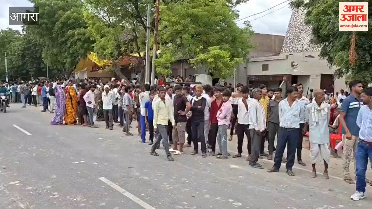 Huge Crowd Gathers in Fatehabad Village Ahead of MLA Chhote Lal Verma’s Last Rites