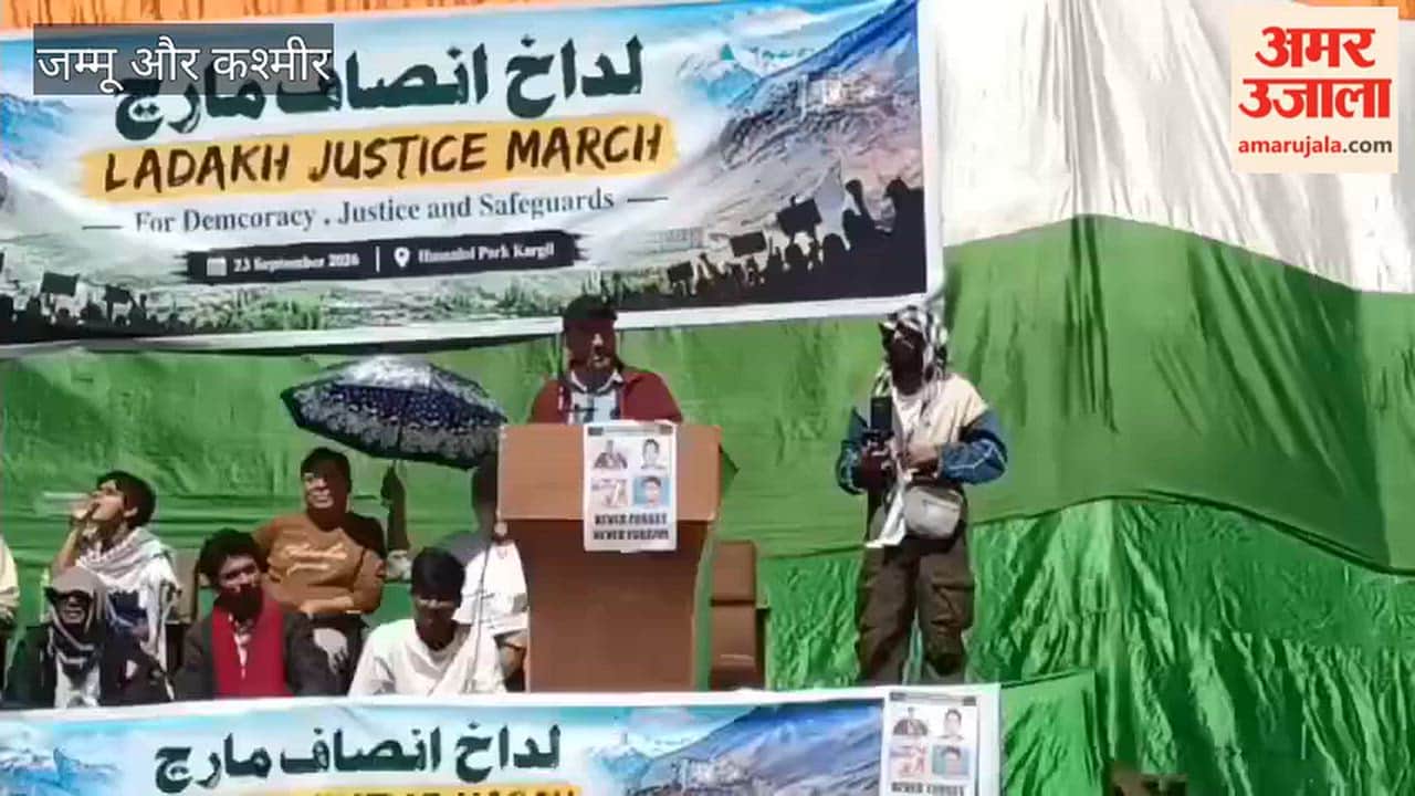 Kargil Protest Rally Draws Massive Participation in Remembrance of 24 Martyrs
