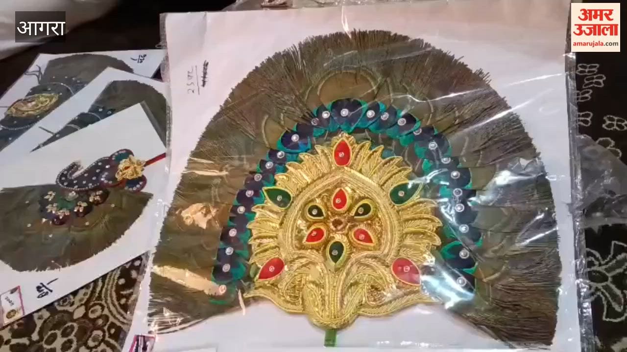 Rising demand for attractive crowns and costumes for Ramlila