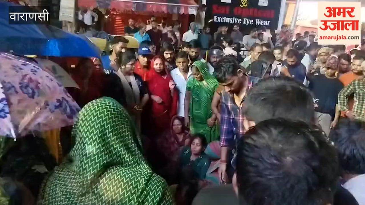 Road accident in Varanasi Young contractor dies leading to road blockade