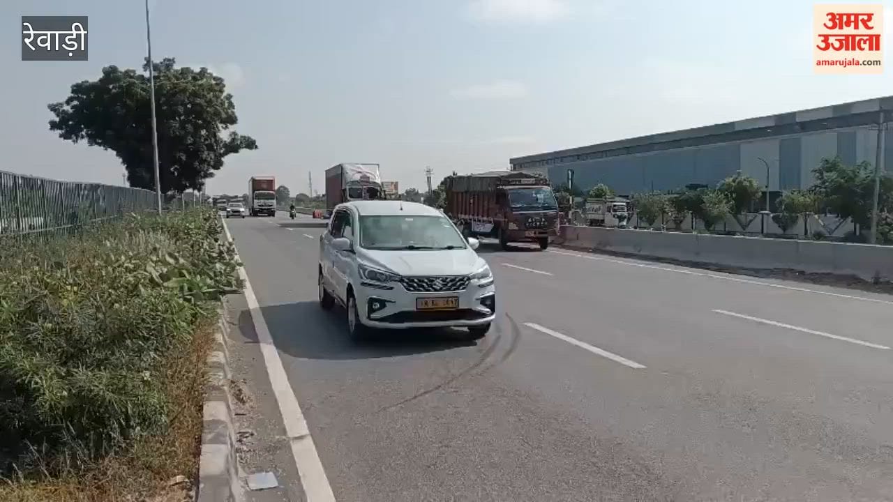 Mechanic repairing a Canter on the highway in Bawal struck and killed by a trolley; accident occurred near Ashahi Bridge.