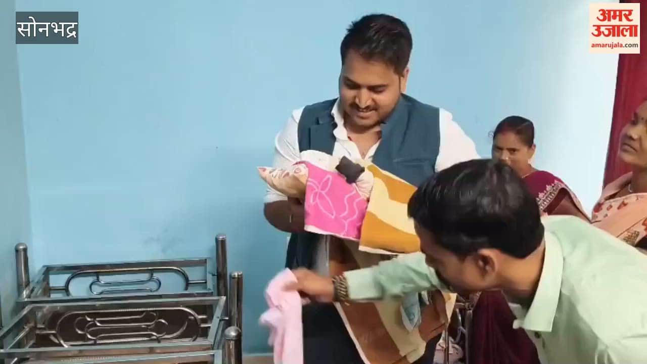 District Magistrate holds rescued baby girl from Dudhi in arms and names Kirti