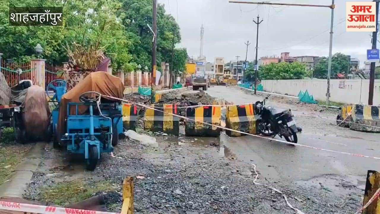 Town Hall Road closed from Kavi Tiraha for Green Road construction in Budaun