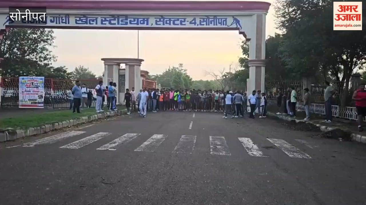 Sonipat dominates the men's category at the Sonipat Mini Marathon; athlete from Karnal takes first place in the women's category.