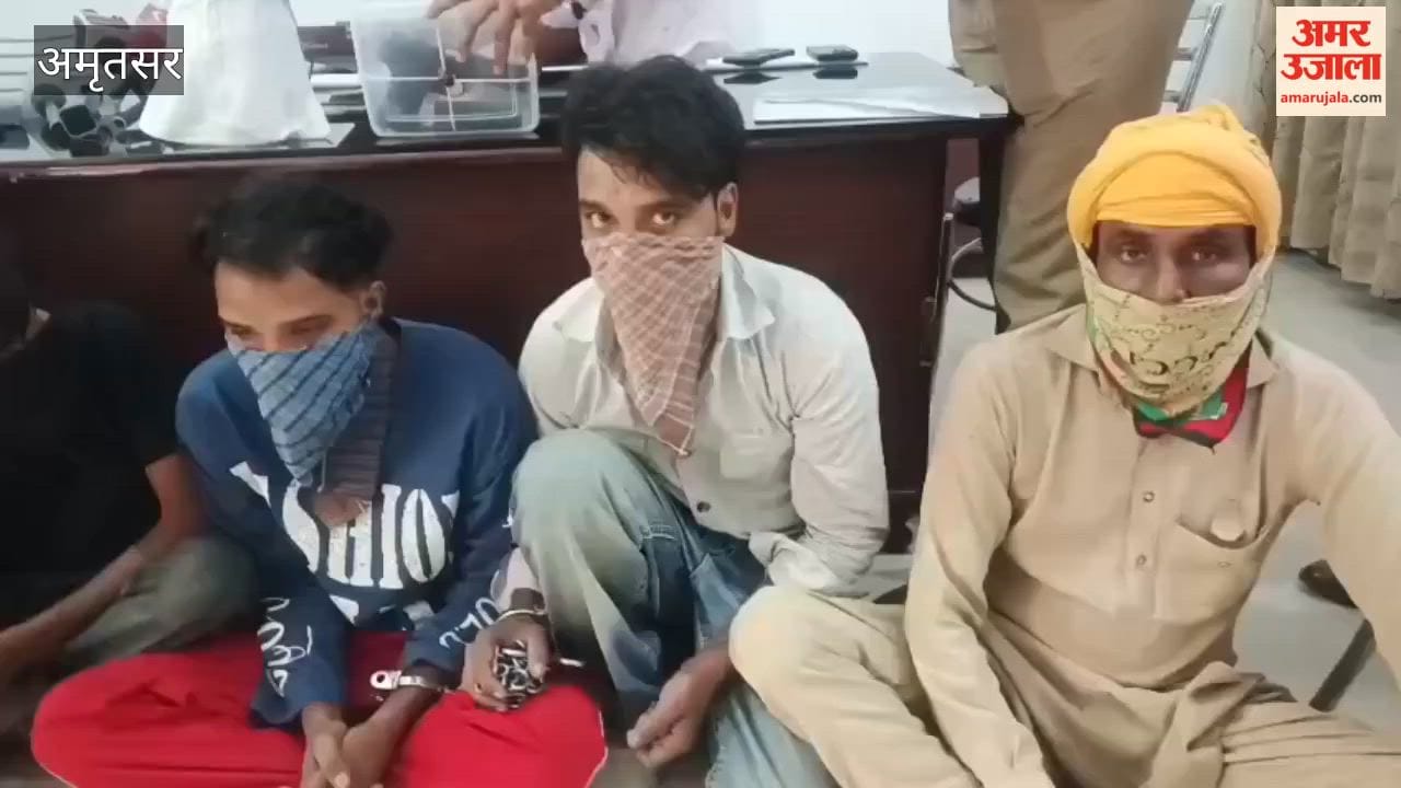 Jandiala police arrested three accused; 1.5 kg of heroin and two pistols were recovered.