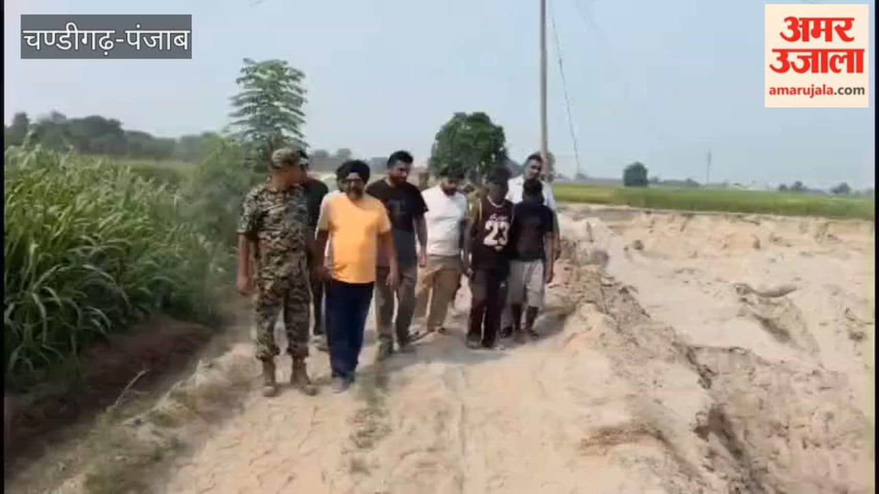 Cross-border drug smuggling network busted in Ferozepur; two arrested with 19.820 kg of heroin.