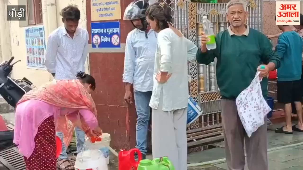 Water supply in Srinagar disrupted due to damage to  drinking water pipeline residents facing inconvenience.