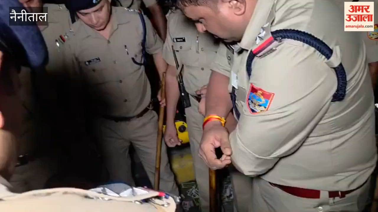 Chaos during counting of votes for MBPG College student union elections Haldwani
