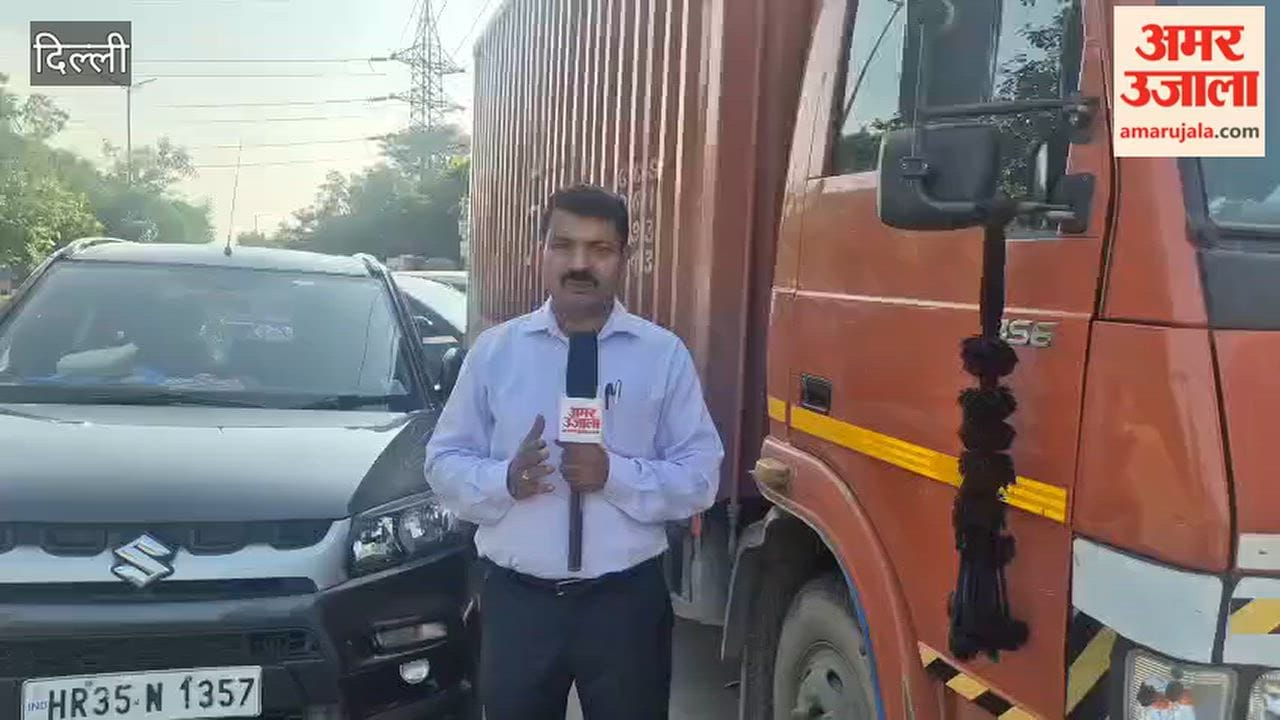 Truck runs over two hotel management students in Vasant Kunj.