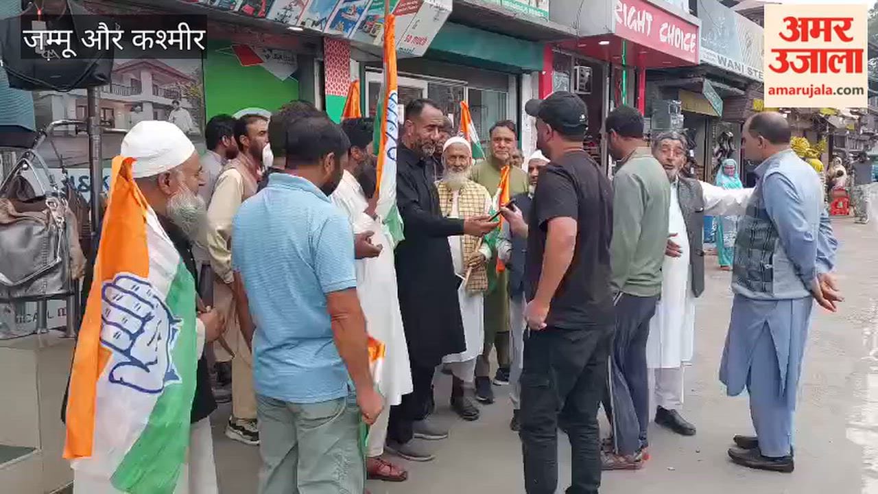 Indian National Congress Protests in Ganderbal, Demands CEC Gyanesh Kumar’s Resignation