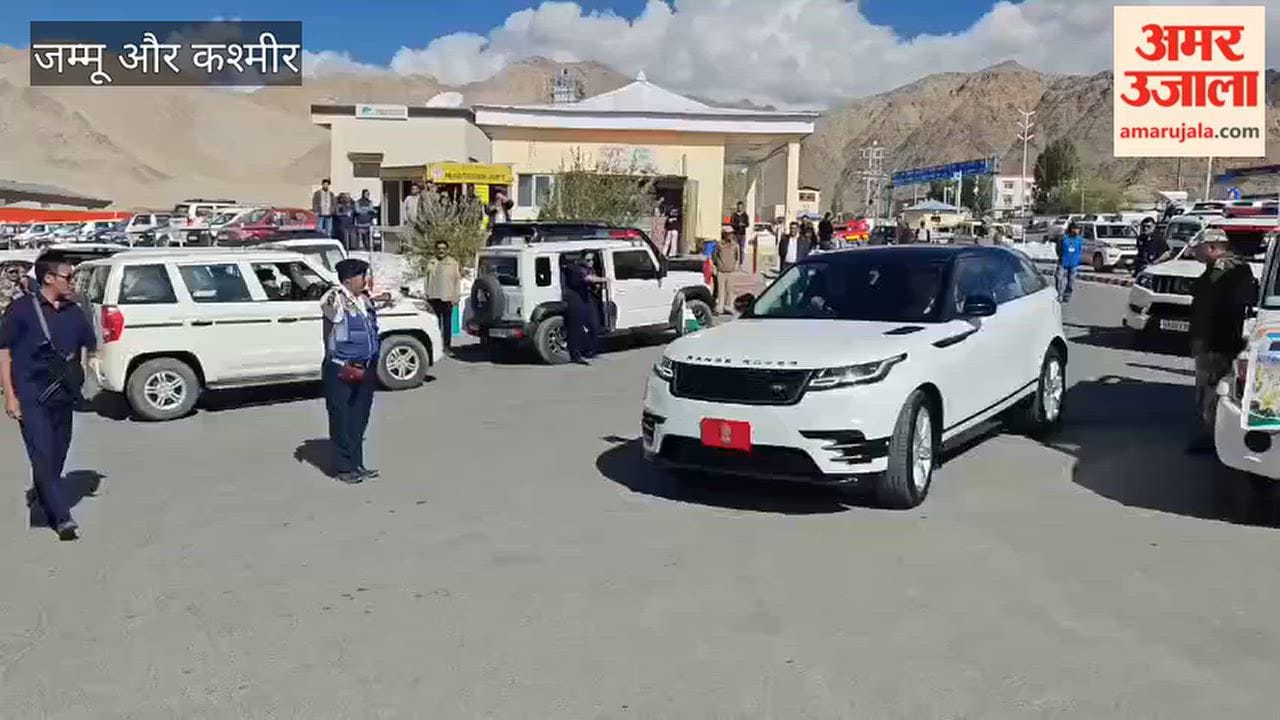 LG Ladakh V.K. Saxena Flags Off Ladakh-Grown Lilium Flowers to Delh