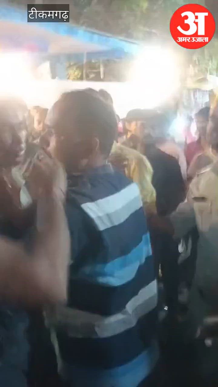 एमपी: टीकमगढ़ में शराब के नशे में आरक्षक का हंगामा, मारपीट का वीडियो वायरल; थाना प्रभारी साथ ले गईं