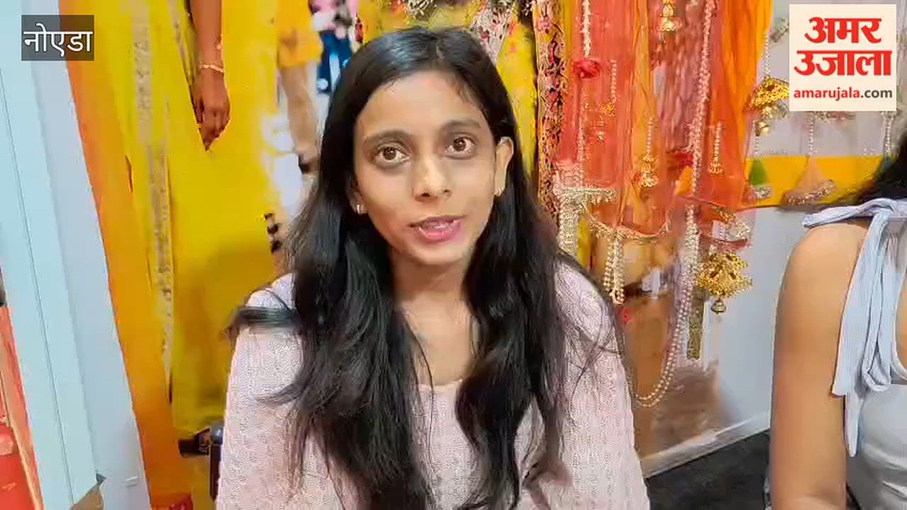 Vidhi Malik left her job in the village and is now crafting divine attire for the deity.