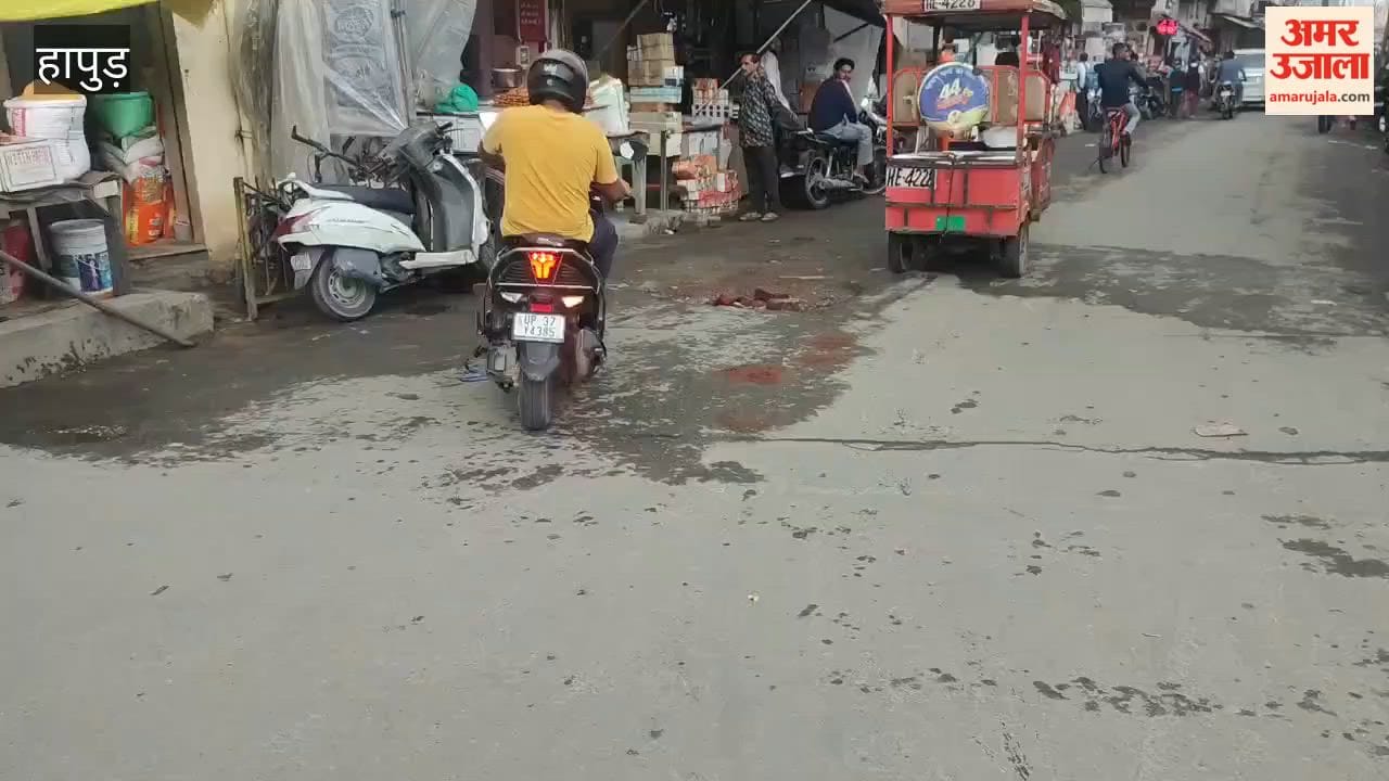 Waterlogging on LN Road DM orders immediate drainage of water