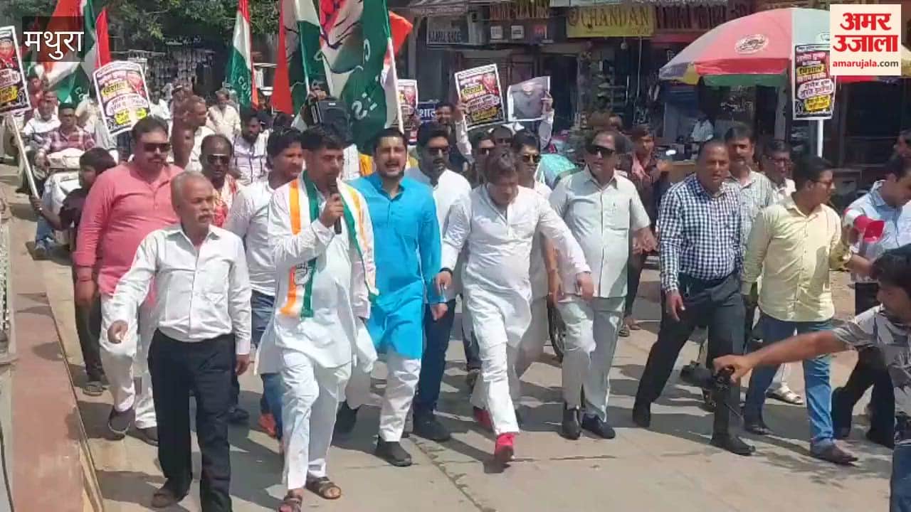 Congress protests demanding resignation of Chief Election Commissioner Gyanesh Kumar
