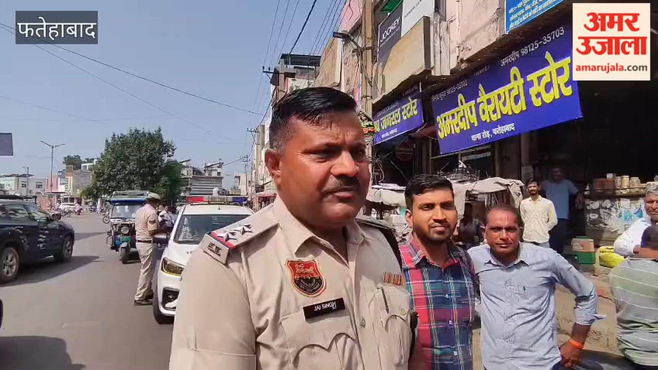 Fatehabad: Municipal Council takes action against encroachment—third such drive in 15 days; goods from 50 shops and street carts confiscated.