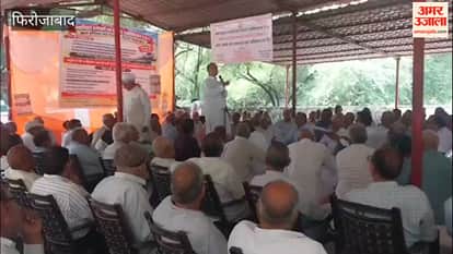 Retired employees raised a spirited call for their rights outside Vikas Bhawan.