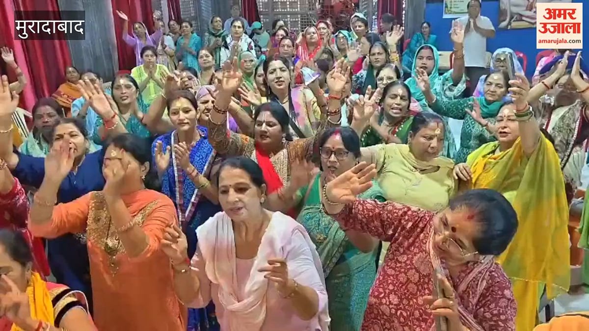 छप्पन भोग और गोवर्धन लीला से भक्त हुए भावविभोर