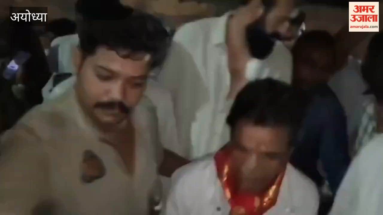 रामनगरी पहुंचे राजपाल यादव, बोले- अयोध्या से 25 साल पुराना नाता है
