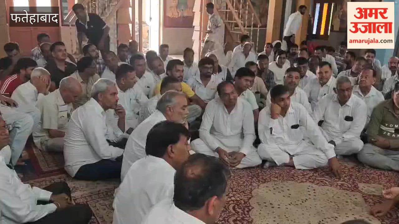 Meeting of the Trade Board started in the grain market in Fatehabad regarding purchase and lifting.
