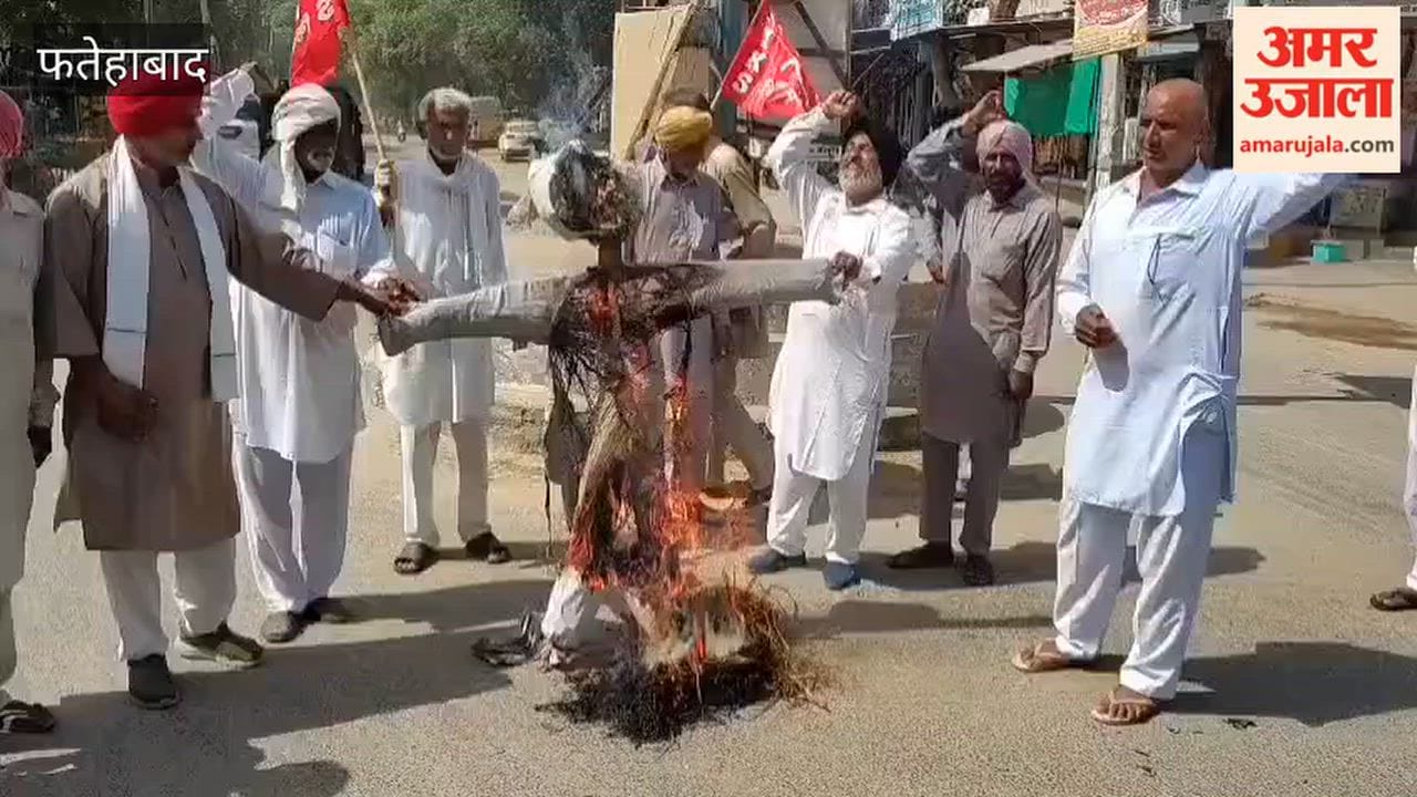Tohana: Effigies of Modi and Teni were burnt in Kulan on 'Lakhimpur Kheri Martyrs' Day', and tribute was paid to the martyred farmers.