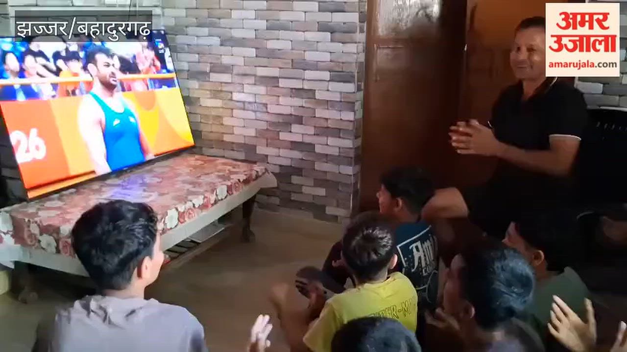 Deepak Punia wins bronze at Asian Games; atmosphere of joy at home.