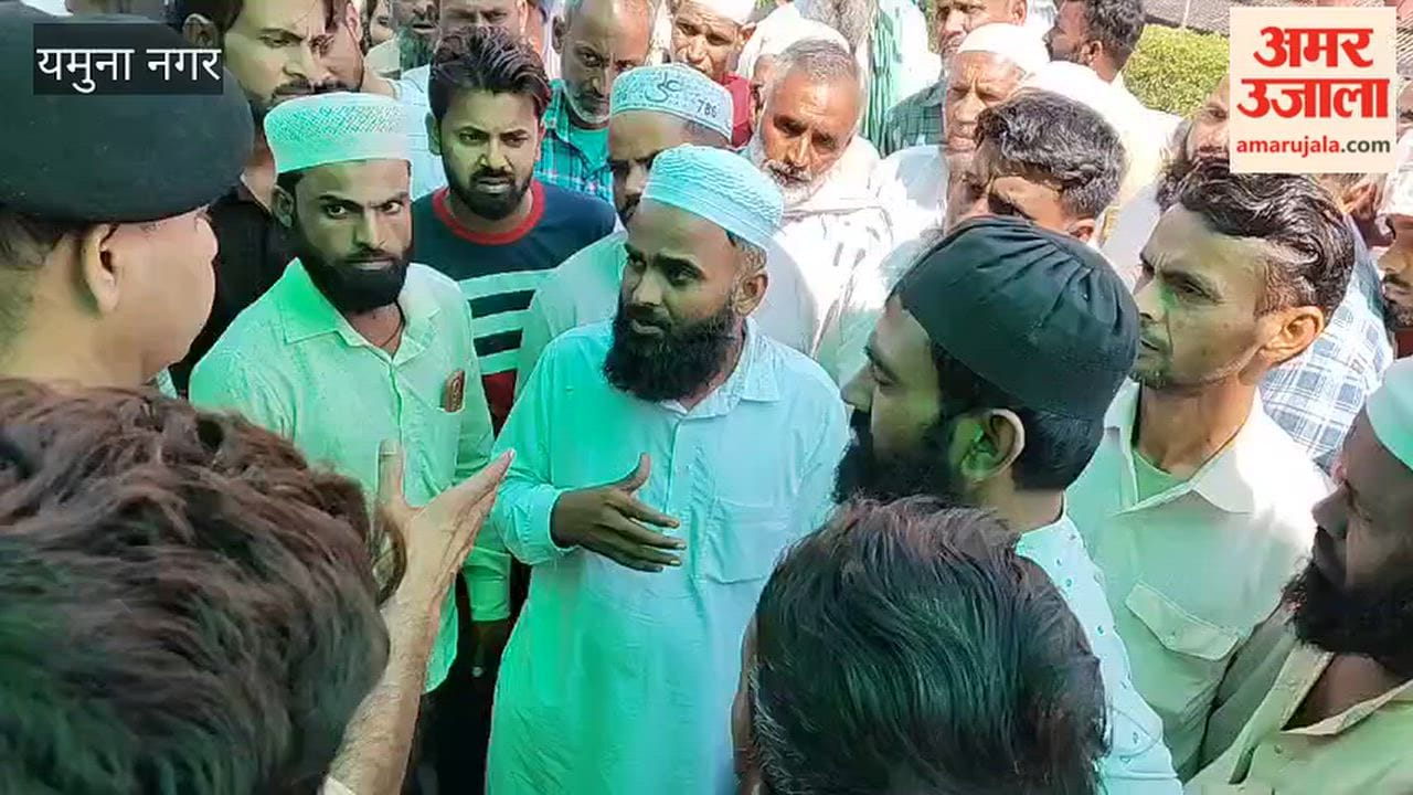 In Yamunanagar, the family members agreed to the post-mortem examination following assurances that the killers of brick kiln contractor Irfan would be arrested.