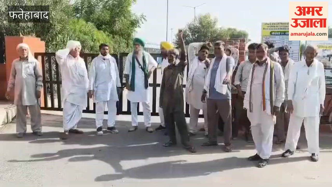 Tohana: Farmers' anger erupts over the delay in the start of government paddy procurement; they lock the gate of the additional grain market.